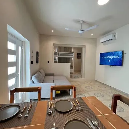 Cozy Tinyhouse For 4Pp In Isla Mujeres Downtown Apartment Exterior photo