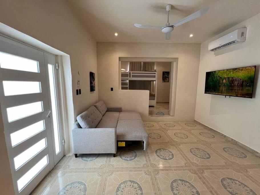 Cozy Tinyhouse For 4pp In Downtown
